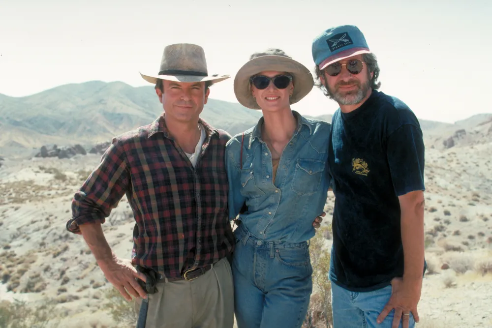 sam neill actor, sam neill in jurassic park, films with sam neill, movies with sam neill